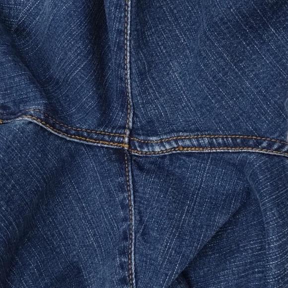 Levi's 512 perfectly slimming denim jeans, 28" inseam straight leg, size 14 - Picture 12 of 12